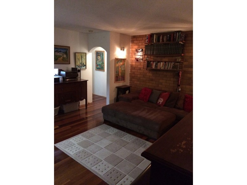Riverview Tce, Indooroopilly QLD 4068