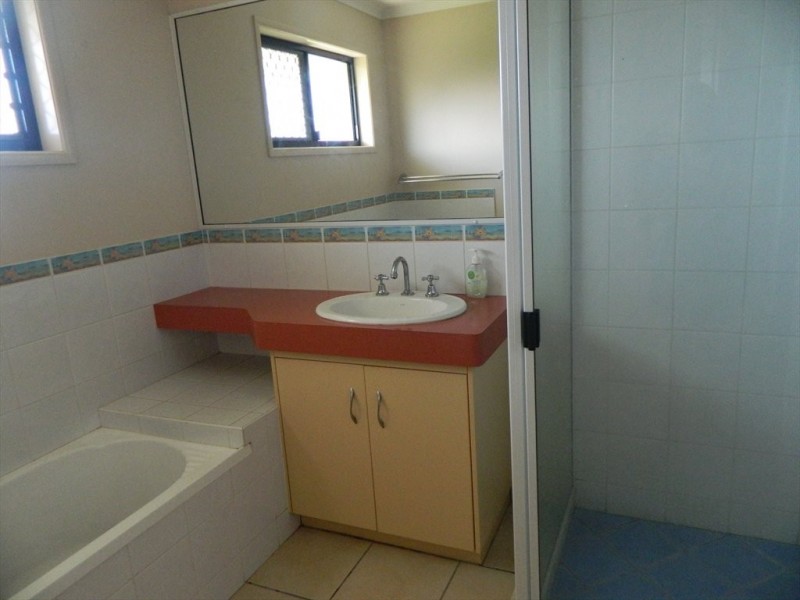 spinnaker way, Bucasia QLD 4750