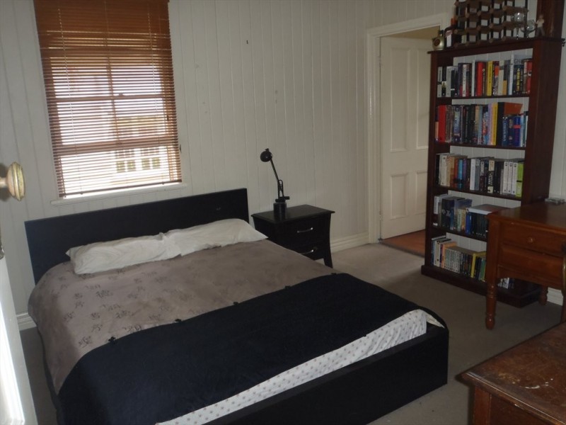 Laurier, Annerley QLD 4103