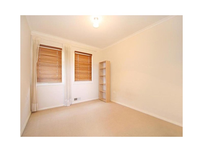 batesford, Chadstone VIC 3148