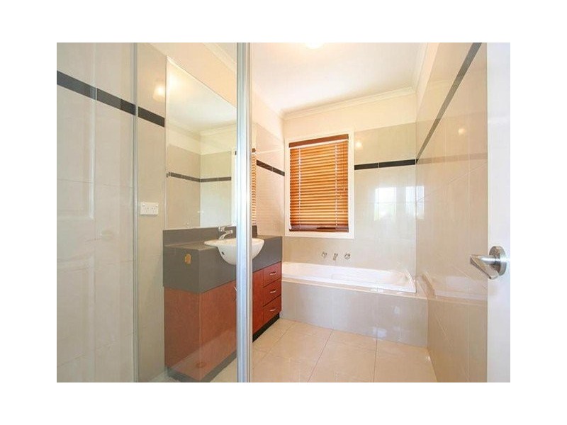 batesford, Chadstone VIC 3148