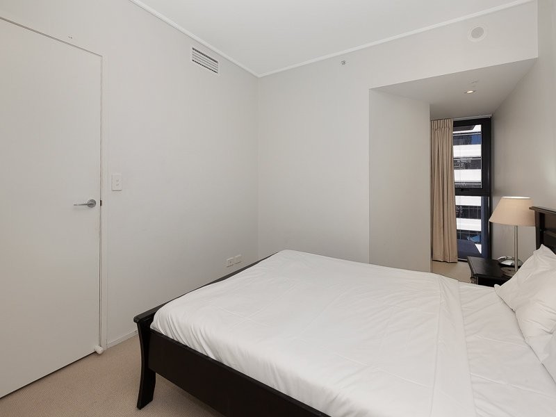 queen, Brisbane QLD 4000