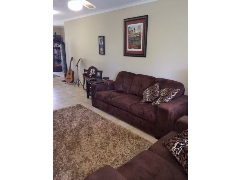 Chatswood Road, Daisy Hill QLD 4127