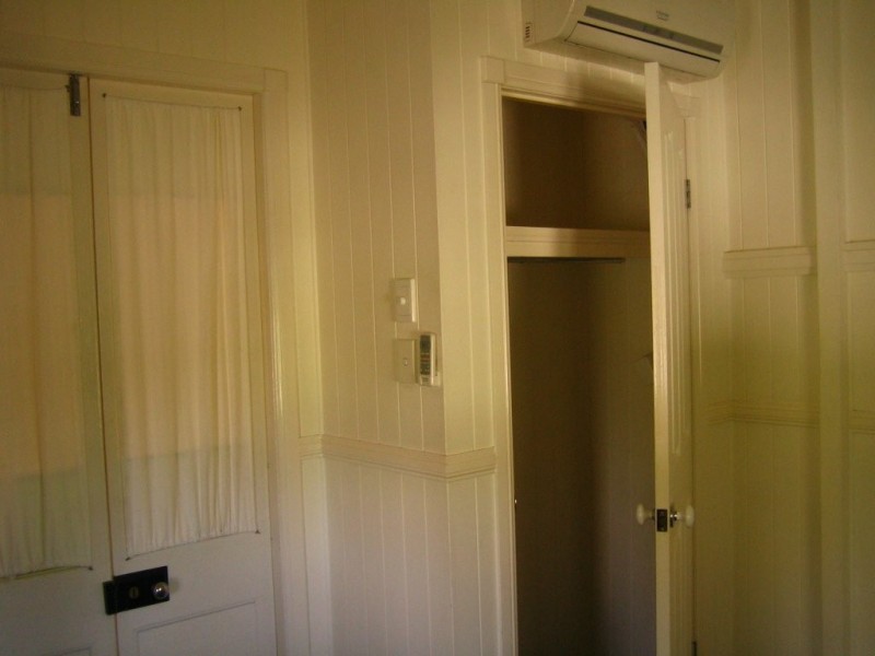 west avenue, Wynnum QLD 4178