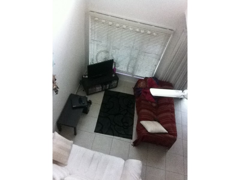 Grand Parade, Parrearra QLD 4575