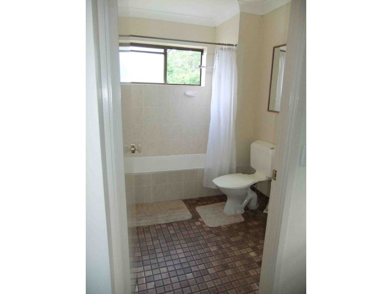 Durham St, St Lucia QLD 4067