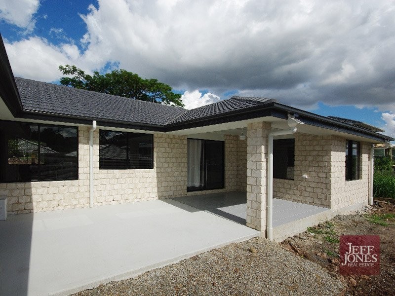 Seville Road, Holland Park QLD 4121