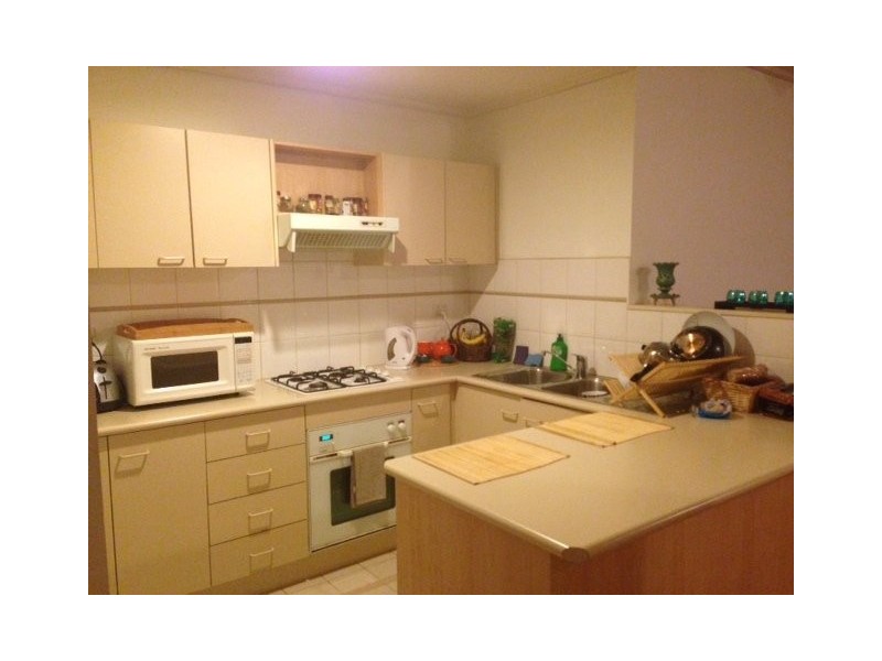 the avenue, Parkville VIC 3052