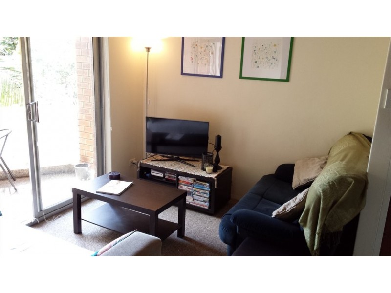 Cambridge st, Stanmore NSW 2048