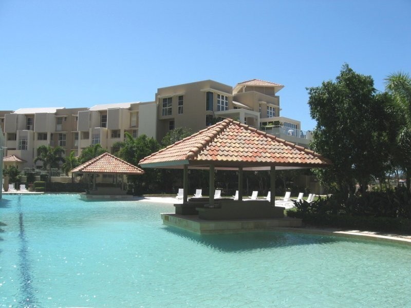 Varsity Parade, Varsity Lakes QLD 4227