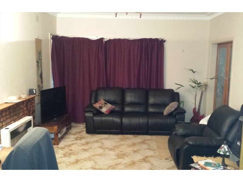 CRESWICK, Footscray VIC 3011