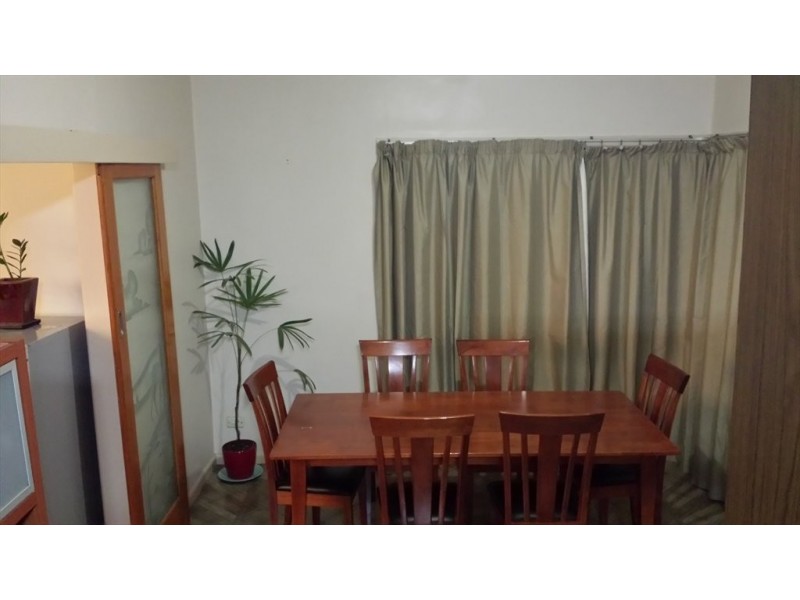 CRESWICK, Footscray VIC 3011