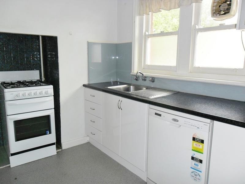 Malvern road, Toorak VIC 3142