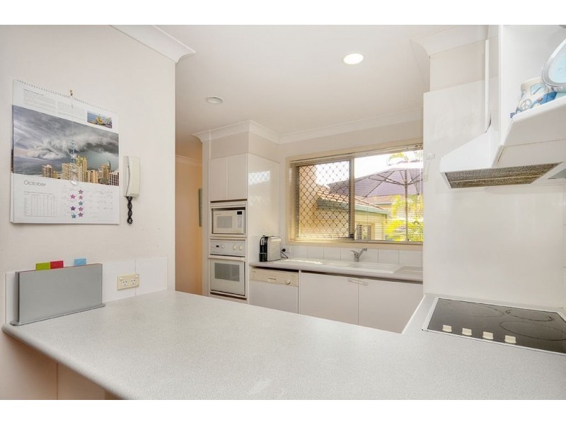 Palm Meadows Dr, Carrara QLD 4211