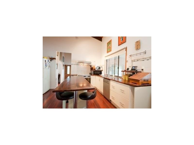 latrobe ave, Helensvale QLD 4212