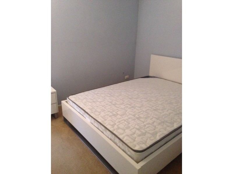 nerang st, Nerang QLD 4211