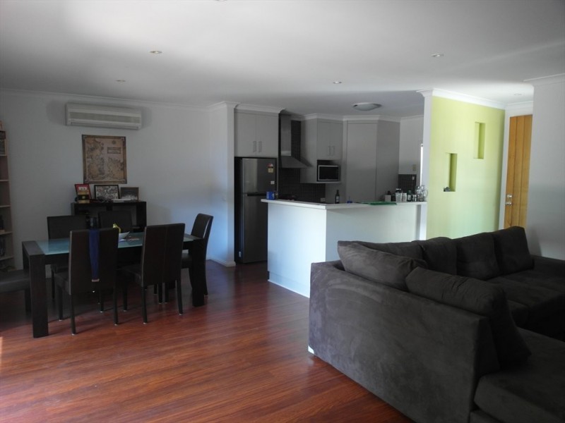 Schubach Street, East Albury NSW 2640