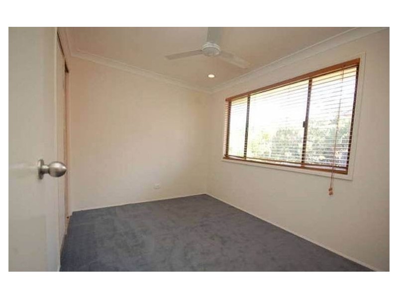 Central Street, Labrador QLD 4215