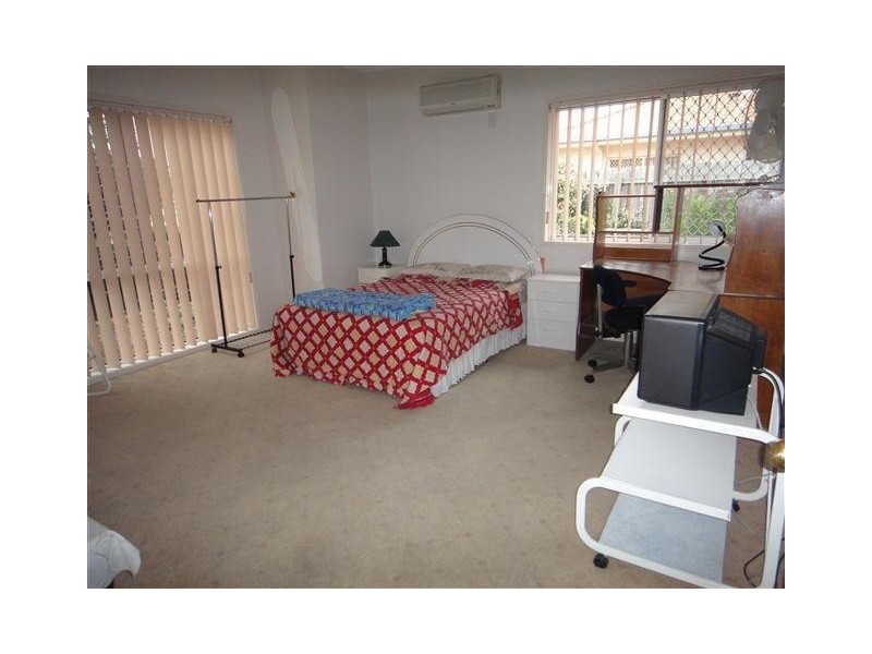 Mozart, Mount Ommaney QLD 4074