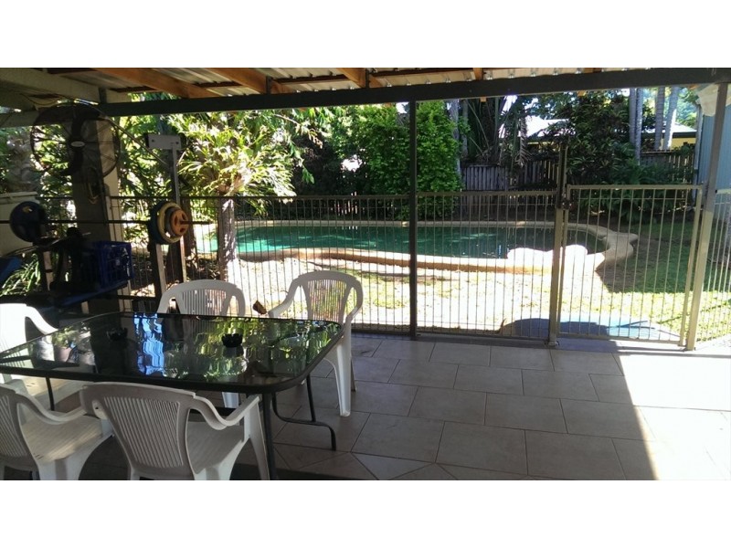 Dandaloo, Bayview Heights QLD 4868