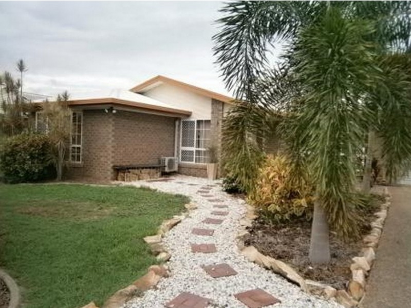 Malaga Street, Kirwan QLD 4817