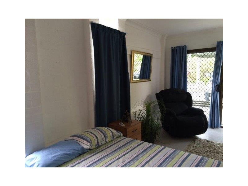 Kallaroo Crescent, Ashmore QLD 4214