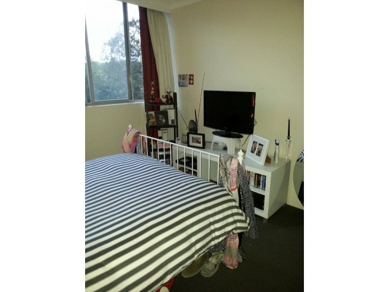 Burns Bay Road, Lane Cove NSW 2066