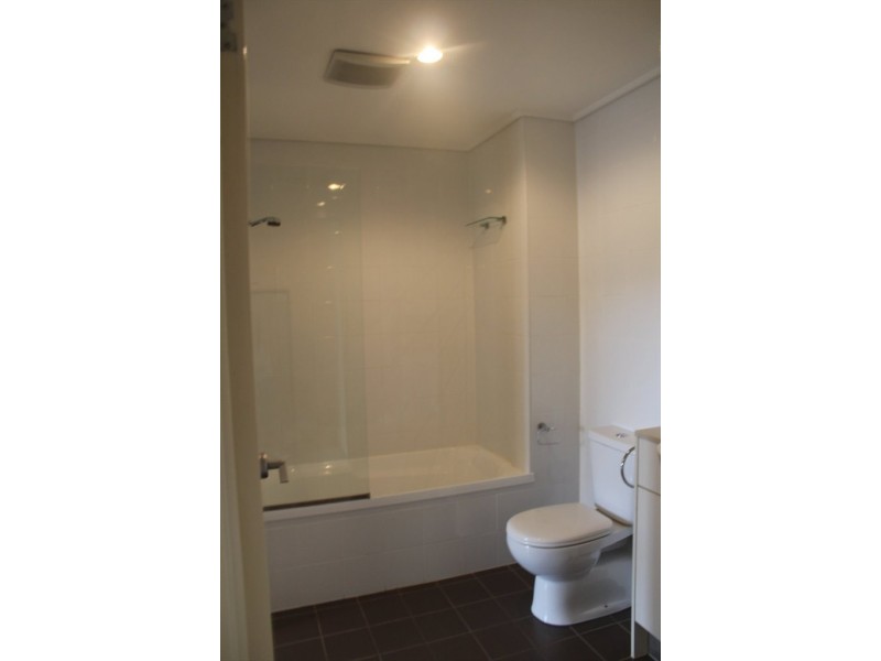 parkland street, Nundah QLD 4012