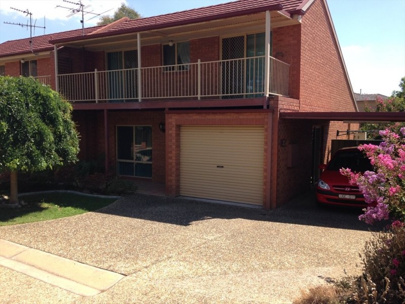 SCHUBACH, East Albury NSW 2640