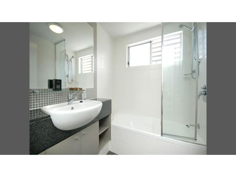 Campbell St, Bowen Hills QLD 4006