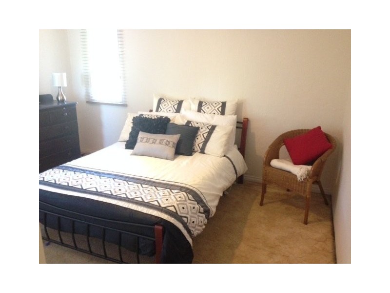 Paperbark street, Doveton VIC 3177