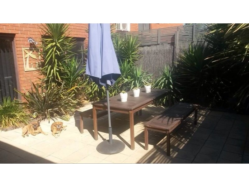 Parer Road, Airport West VIC 3042