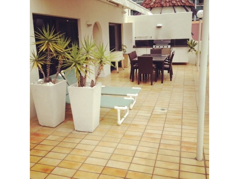 Hamilton Ave, Surfers Paradise QLD 4217