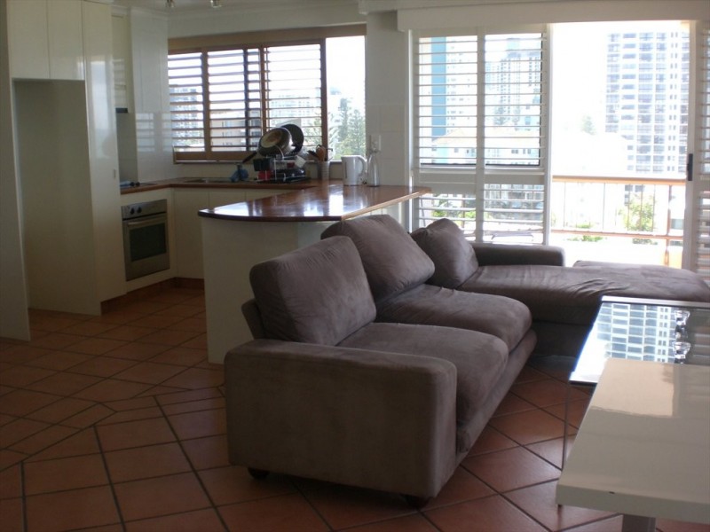 Old Burleigh road, Surfers Paradise QLD 4217
