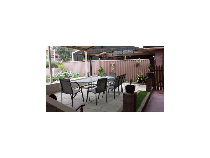 Davilak Ave, Hamilton Hill WA 6163