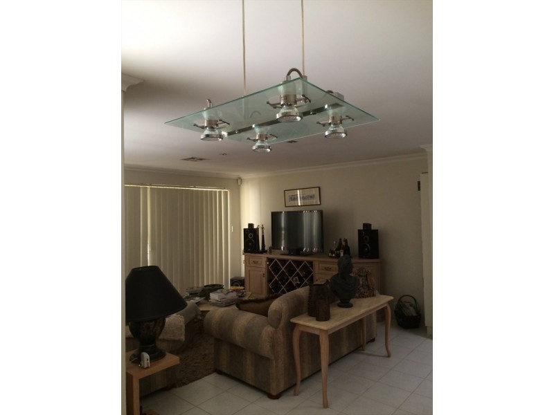 Whiteside, Belmont WA 6104