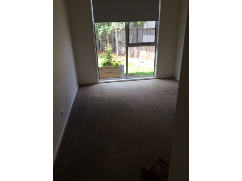 Burgundy Drive, Waurn Ponds VIC 3216