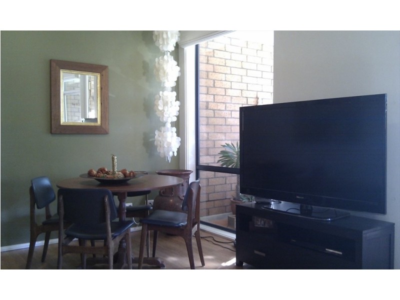 The Crescent, Dee Why NSW 2099