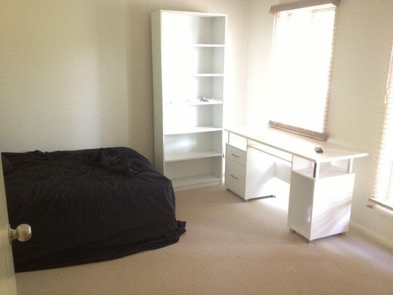 Morea court, Varsity Lakes QLD 4227