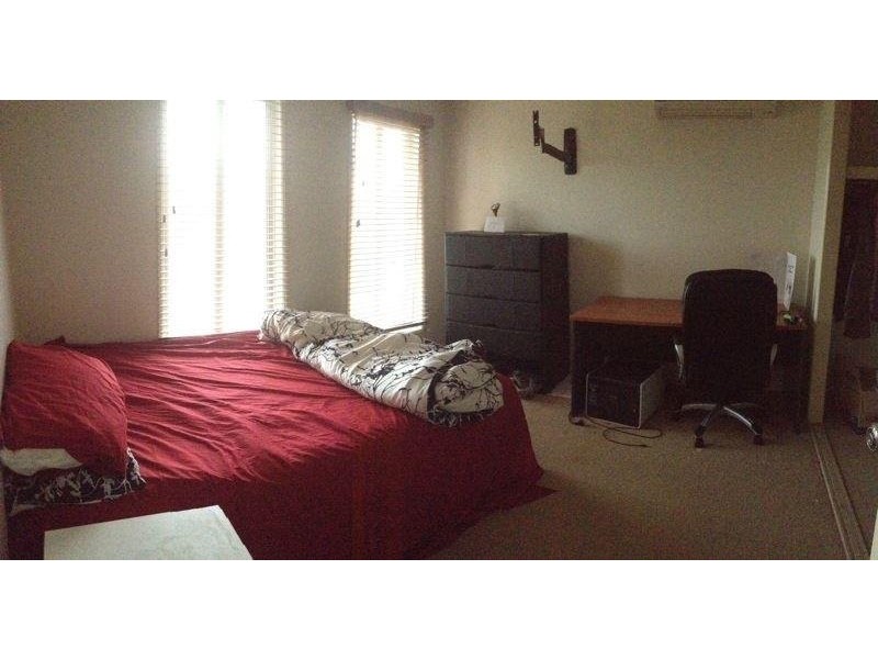 Morea court, Varsity Lakes QLD 4227