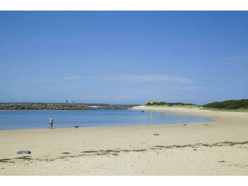 Lake Illawarra NSW 2528