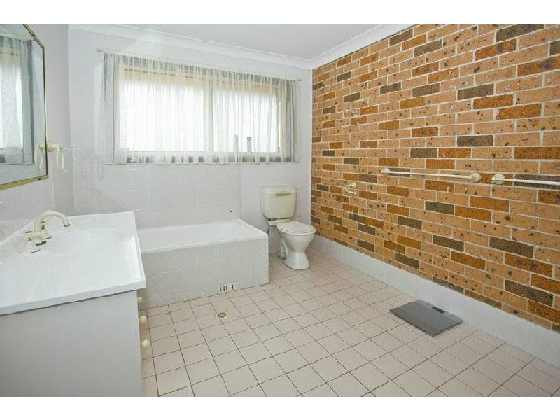 Lake Illawarra NSW 2528