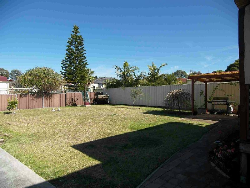 Warilla NSW 2528