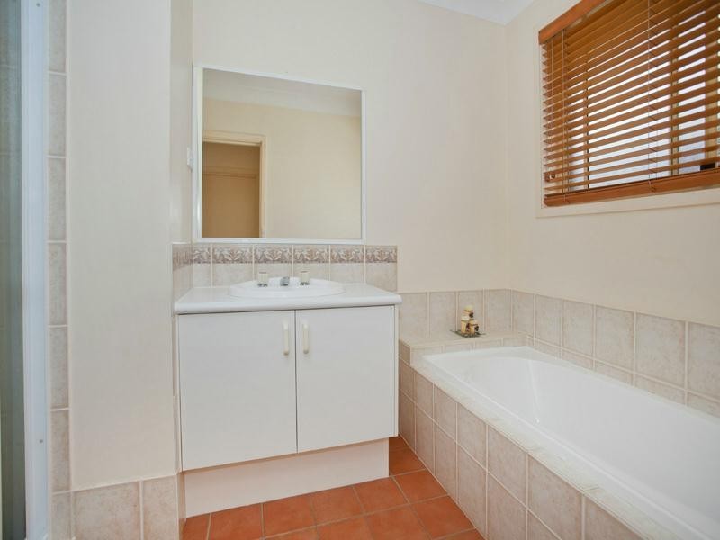 Flinders NSW 2529
