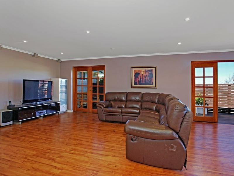 Mount Warrigal NSW 2528