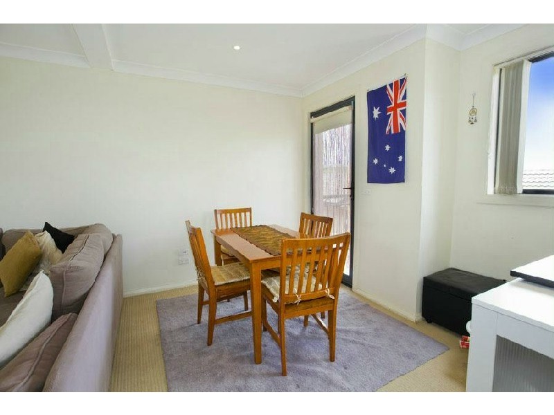 Lake Heights NSW 2502