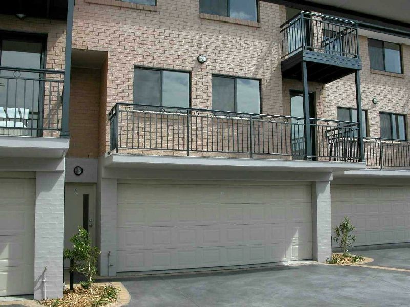 Lake Heights NSW 2502