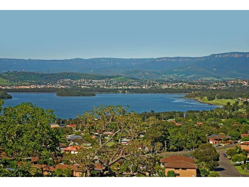 Lake Heights NSW 2502