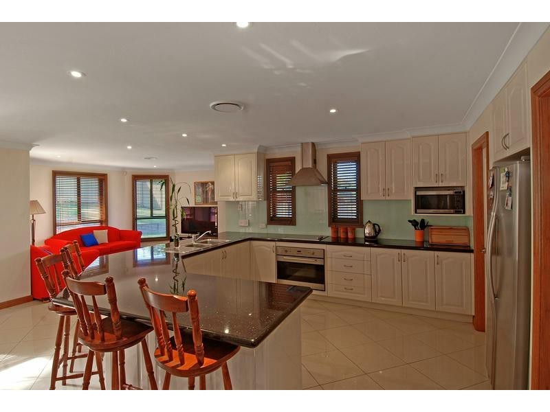 Lake Heights NSW 2502