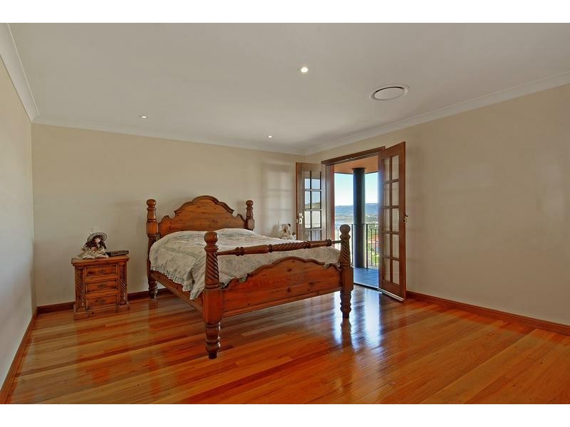 Lake Heights NSW 2502